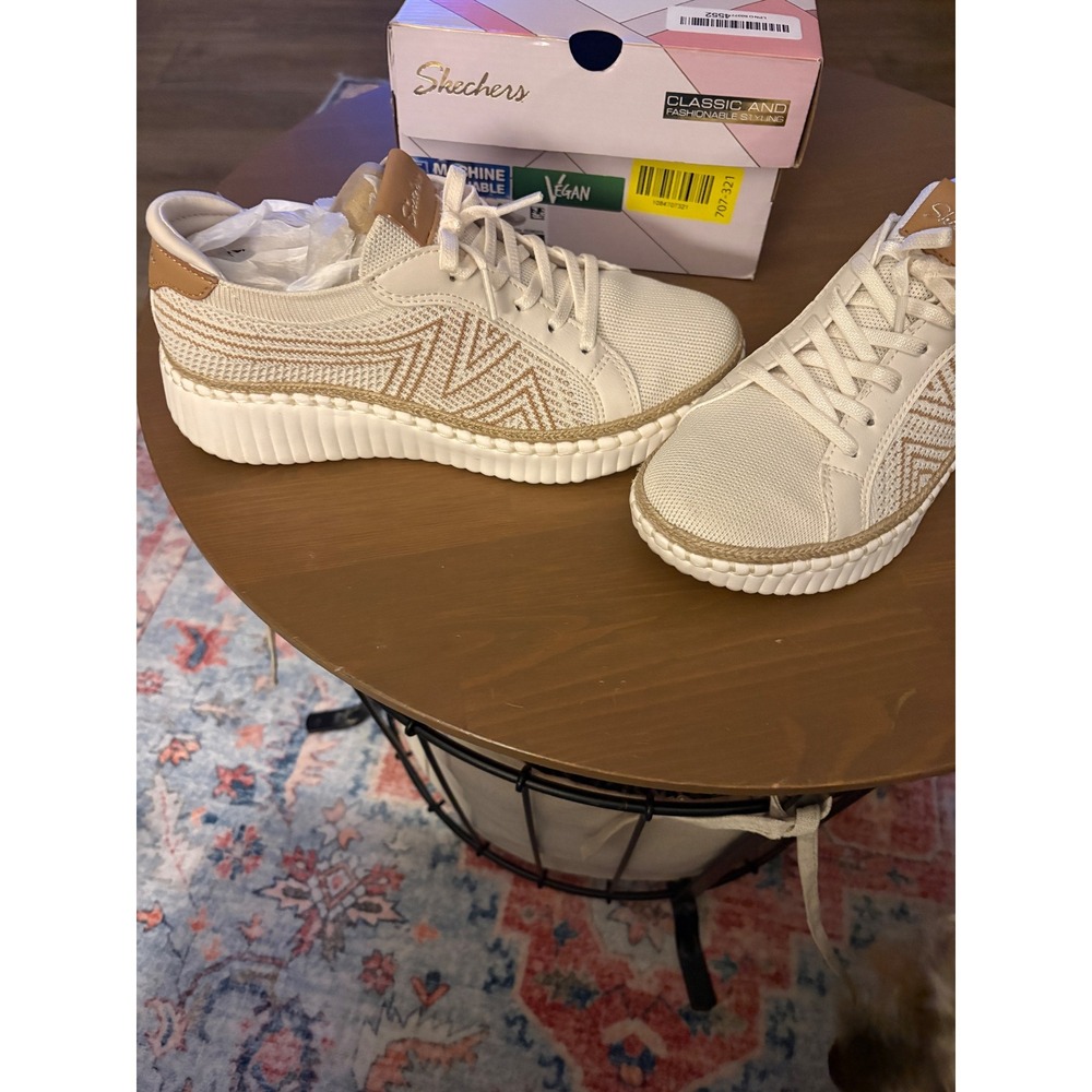 Skechers Wilshire Blvd Bellevue Off White Vegan Sneakers Womens 8 Washable - Picture 2 of 6
